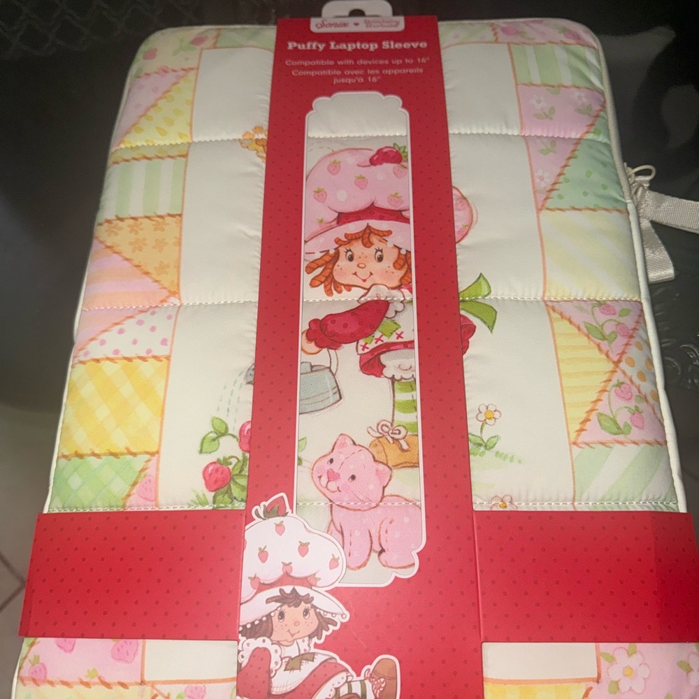 Strawberry Shortcake Puffy Laptop Sleeve